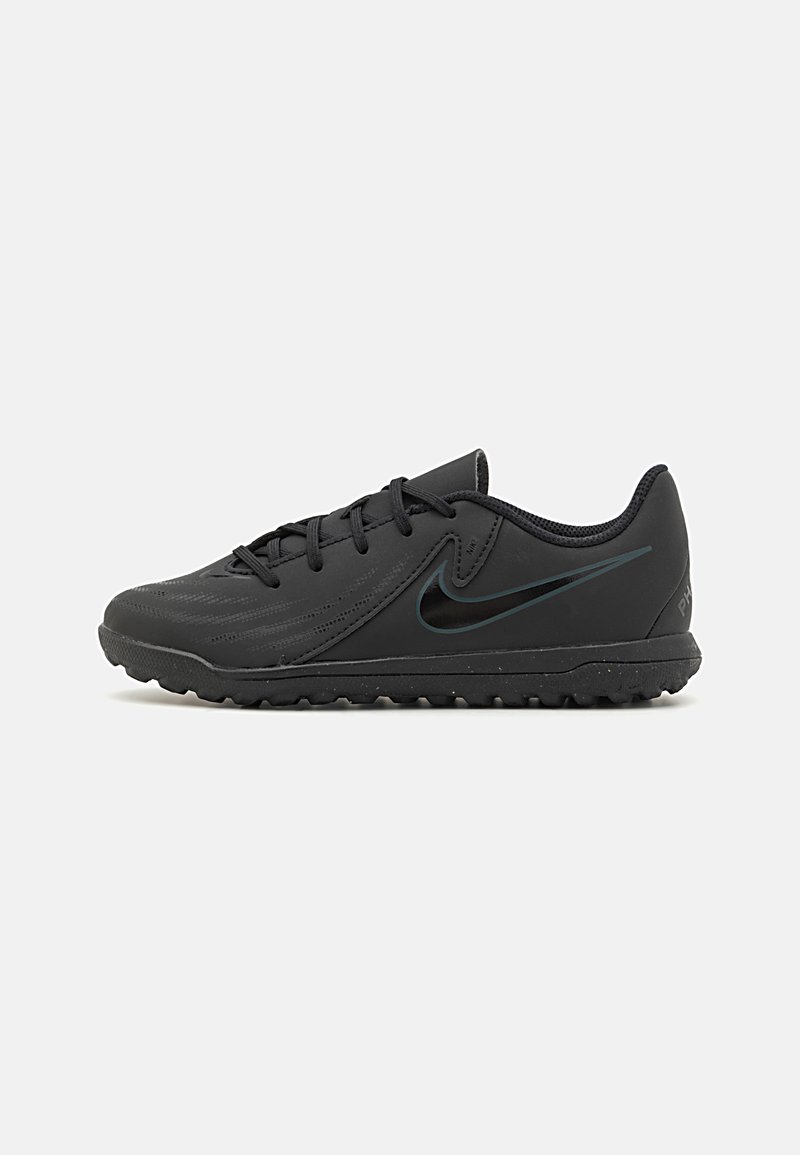 Sorte joggesko med en glatt syntetisk overdel, som har subtil tekstur, snøring og et gjenkjennelig swoosh-logo i mørkeblått.