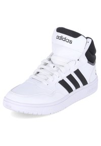 Hvide høj-top sneakers med sorte accenter, med tre sorte striber, snørebånd foran, polstret krave og struktureret tunge.