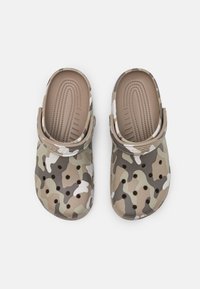 Crocs CLASSIC UNISEX - Ciabatte da mare - mushroom/multi-coloured