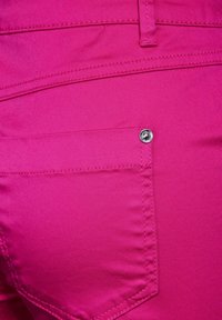 Street One 3/4 MIT ZIPPER - Shortsit - pink
