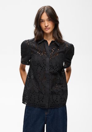 InWear, CAITHIW - Blúzka so zapínaním na gombíky - black