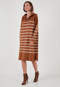 LELA REGULAR FIT - Sarafanas - d brown l stone