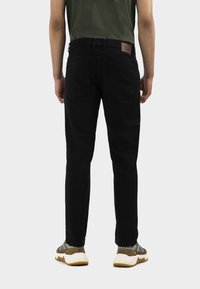 camel active RELAXED - Relaxed fit jeans - forever black