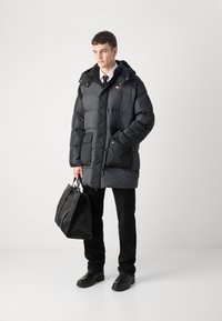 Tommy Jeans TWO TONE - Manteau en duvet - black