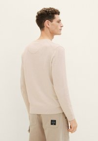TOM TAILOR MIT V-AUSSCHNITT - Pullover - silver ecru light melange