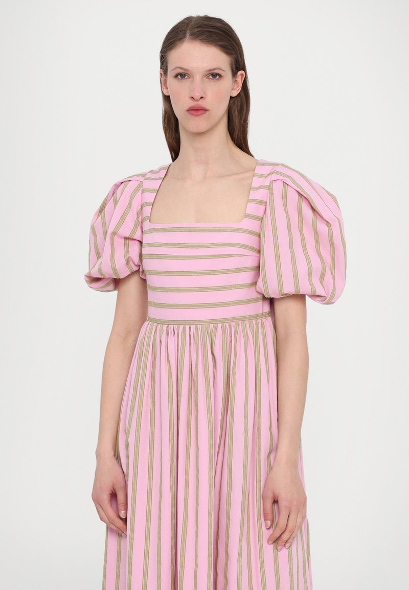 stine goya pink dress Stine Goya Double Buckle Raglan Midi Dress Brush Stroke Magnolias