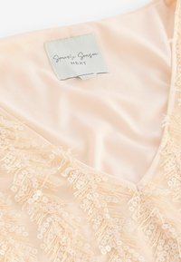 Next LONG SLEEVE V-NECK - REGULAR FIT - Koktel haljina / svečana haljina - pastel pink