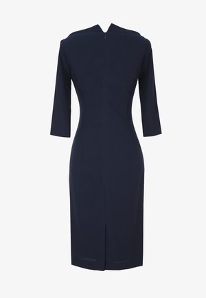 Granatowa, dopasowana sukienka z rękawami do łokcia, z zamkiem błyskawicznym z tyłu oraz centralnym rozcięciem przy dolnym brzegu. Gładka, jednolita faktura materiału.