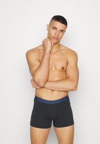 Pier One 5 PACK - Cuecas boxer - black