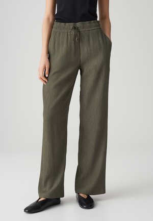 HIGH RISE LONG WIDE FIT CRINKLE - Trousers - olive leaf
