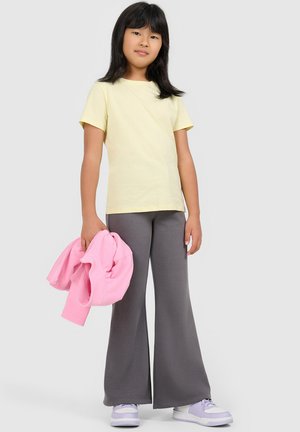4F, 4F T-SHIRT REGULAR GŁADKI DZIEWCZĘCY - BEŻOWY 140 (9-10 LAT) - T-shirt de sport - lemon