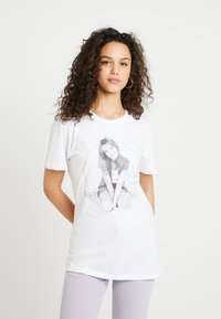Merchcode BRITNEY SPEARS - T-shirt print - white