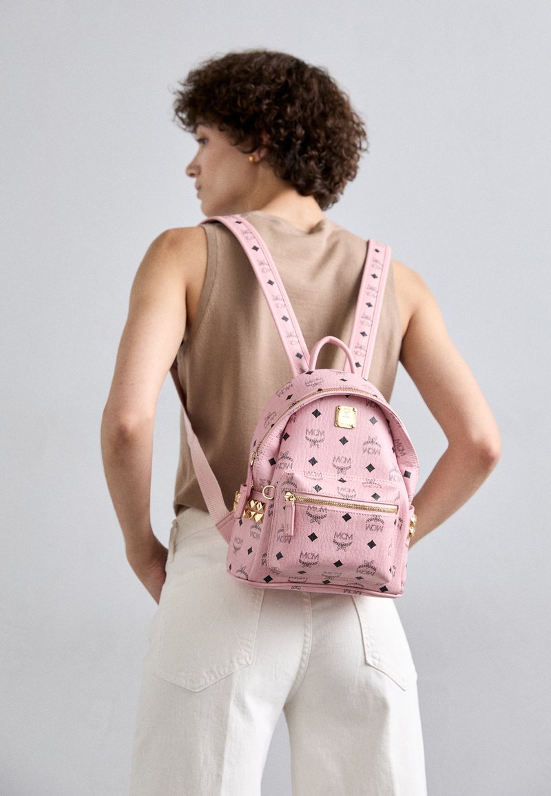 MCM STARK BACKPACK - Hátitáska - soft pink