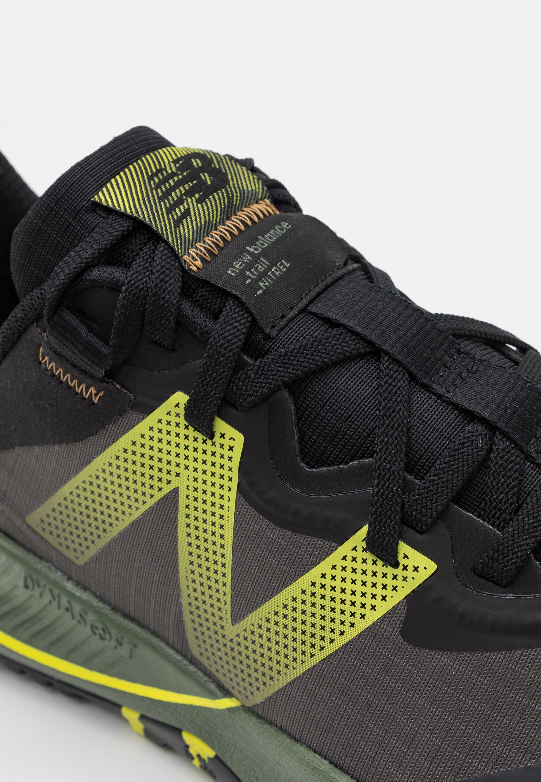 New Balance NITREL V4 - Laufschuh Trail - magnet/dunkelgrau - Zalando.de