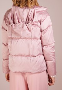 WEEKEND MaxMara Kurtka puchowa