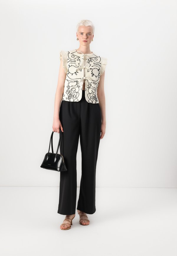 OBJMAPLE WAISTCOAT - Waistcoat2