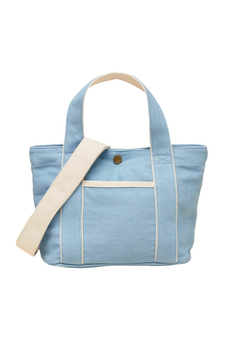 Sac fourre-tout en toile bleu clair avec poignées crème et bandoulière amovible, poche avant et fermeture par un seul bouton.