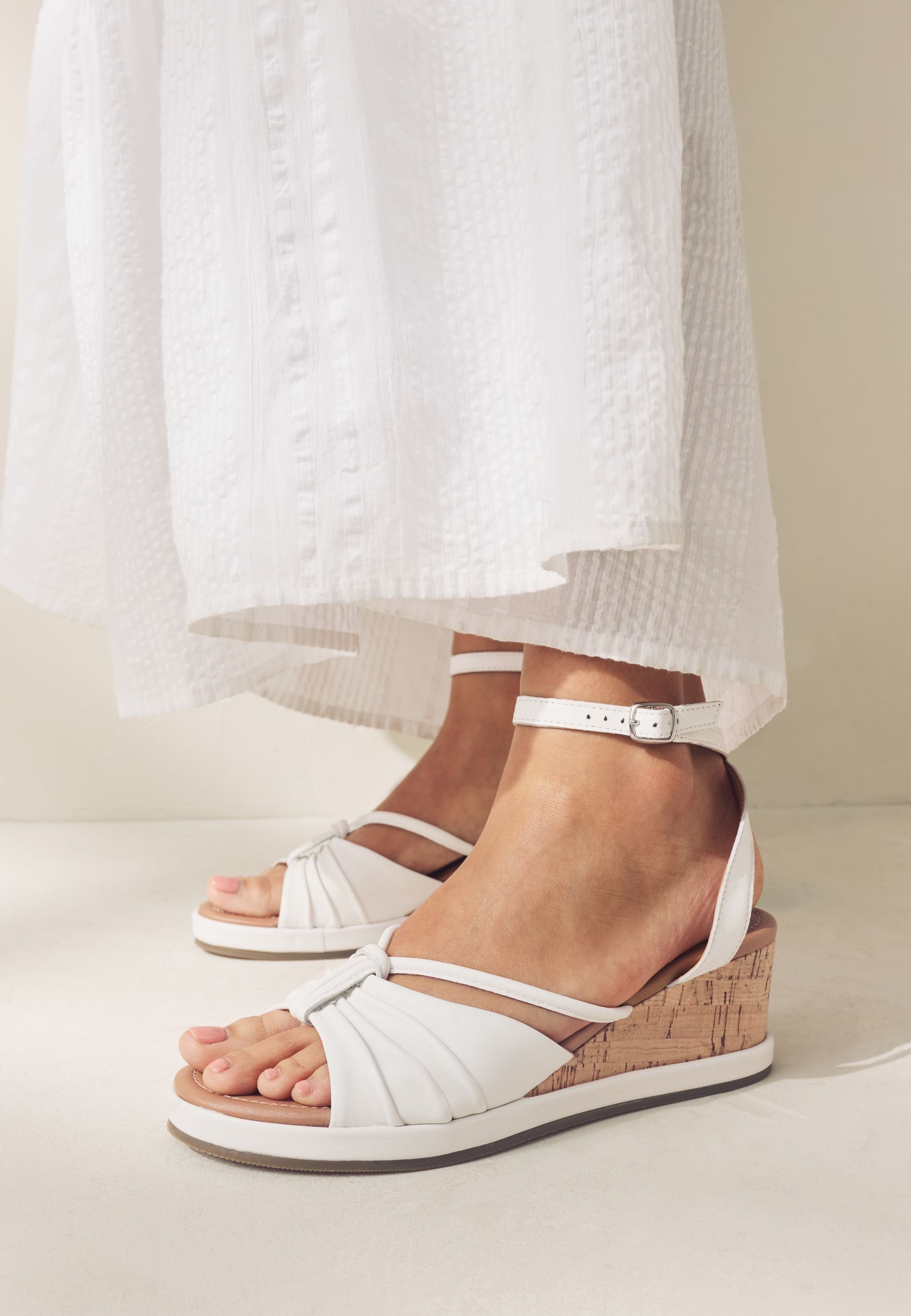Sandales Femmes à Paillettes – Talon Compensé 10 Cm – Semelle épaisse – Style Décontracté été