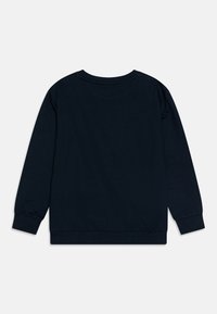 Felpa blu navy in cotone, con maniche lunghe, collo rotondo e polsini e orlo a costine, caratterizzata da una texture liscia e un design minimal.