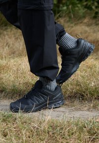 XA PRO 3D V9 WIDE - Trail running shoes - black/phantom/pewter