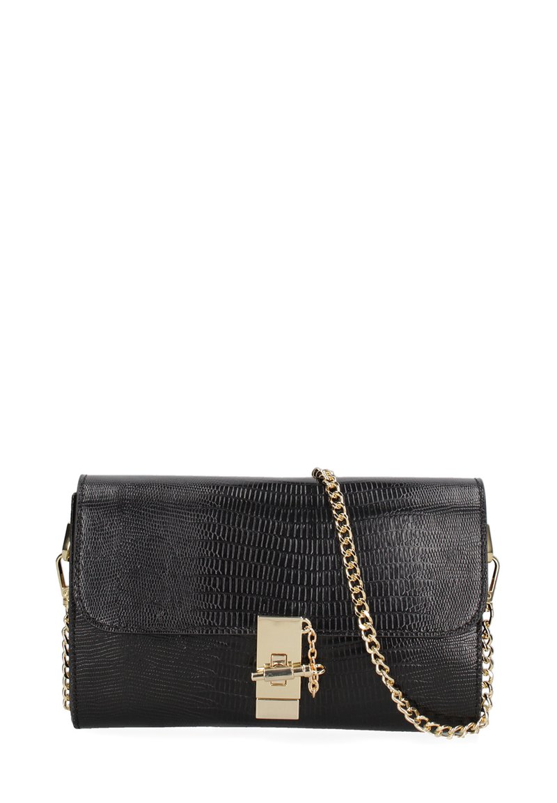 Clutch nera in similpelle con texture coccodrillo, chiusura in metallo dorato e tracolla a catena. Forma rettangolare con finitura liscia.