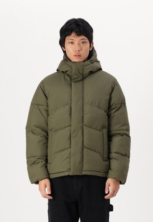 Jack & Jones JJWORLD PUFFER JACKET - Zimska jakna - olive night