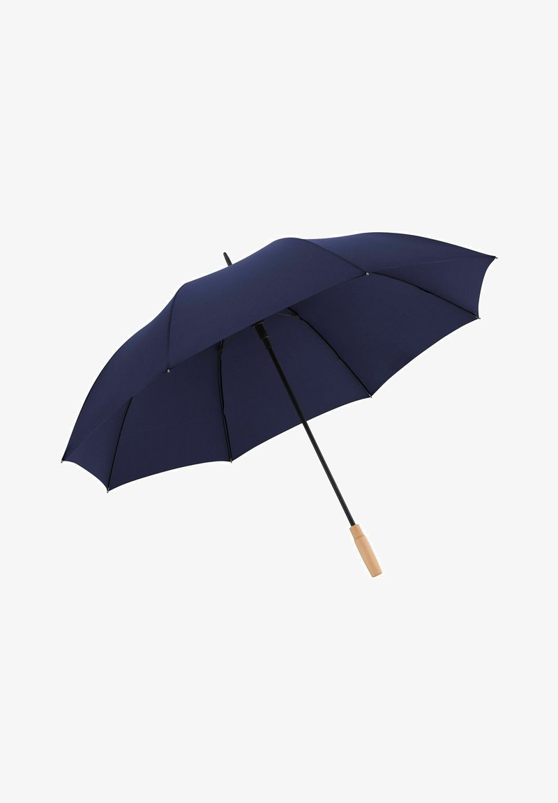 Dunkelblauer Regenschirm mit schwarzem Gestell und Holzgriff. Acht Segmente und eine glatte Stofftextur, entworfen zum Schutz vor Regen.