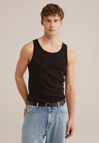 Unausgewählt, black