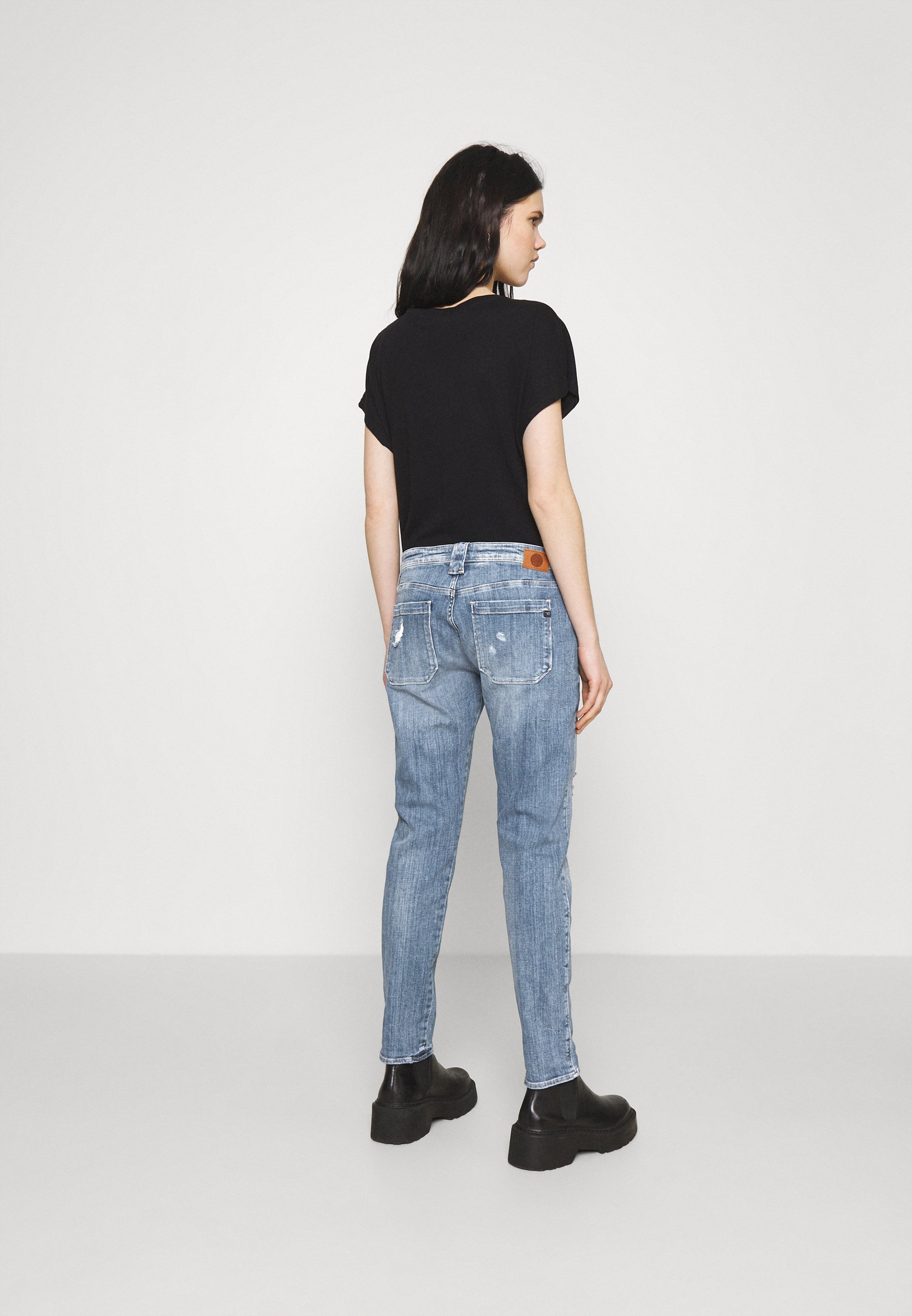 Le Temps Des Cerises Relaxed fit jeans - blue/destroyed denim -  Zalando.co.uk