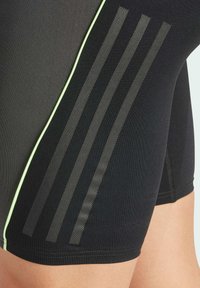Thumbnail Image 4