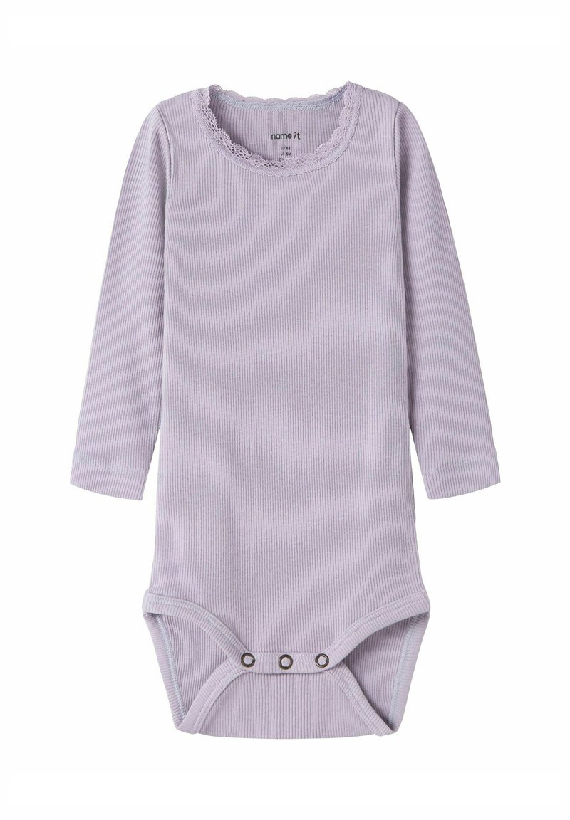 Helelilla pikkade varrukatega bodi soonelise tekstuuriga, millel on sarnaste servadega kaelus ja all nuppude sulgemine.