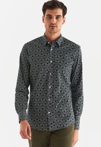 Pako Lorente SLIM FIT - Koszula