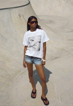 SHORT-SLEEVE JENNIE  - T-shirt imprimé - white