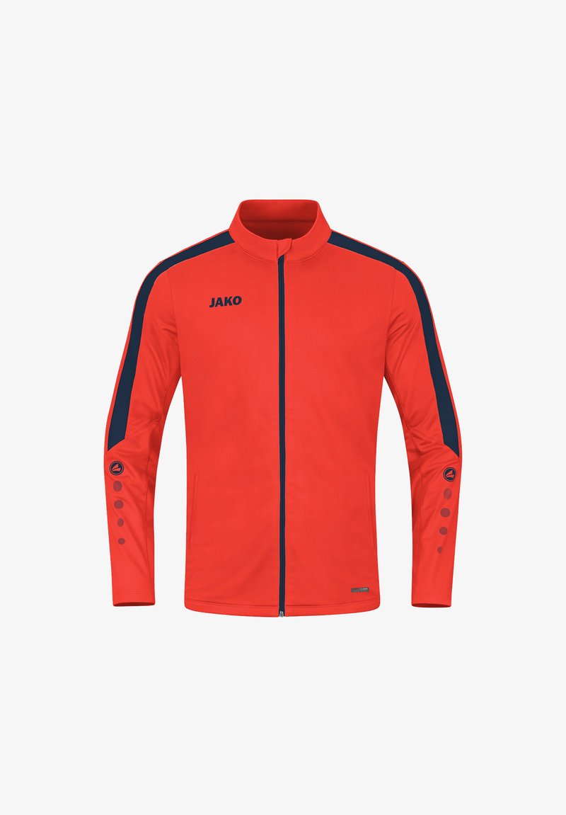 Rote Sportjacke mit hohem Kragen, durchgehendem Reißverschluss, dunkelblauen Seitenelementen und runden Akzenten an den Ärmeln. Markenlogo auf der Brust platziert.