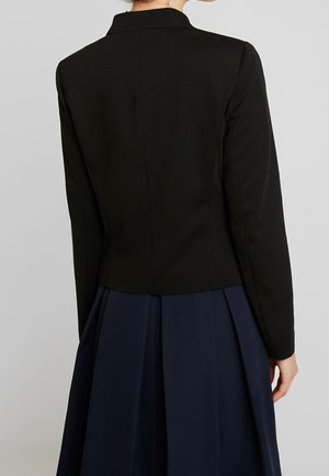 Blazer - black