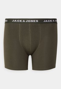 Dunkelgrüne Baumwollboxershorts mit einem schwarzen Bund, der das "JACK & JONES"-Logo in Weiß trägt, glatte Textur, normale Passform.