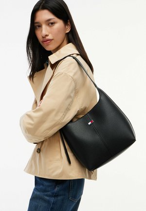 Tommy Jeans, TOMMY JEANS CITY LOGO PLAQUE HOBO BAG - Handbag - black