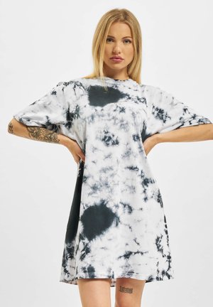 Just Rhyse BUZIOS TIE DYE OVERSIZED - Denní šaty - white black