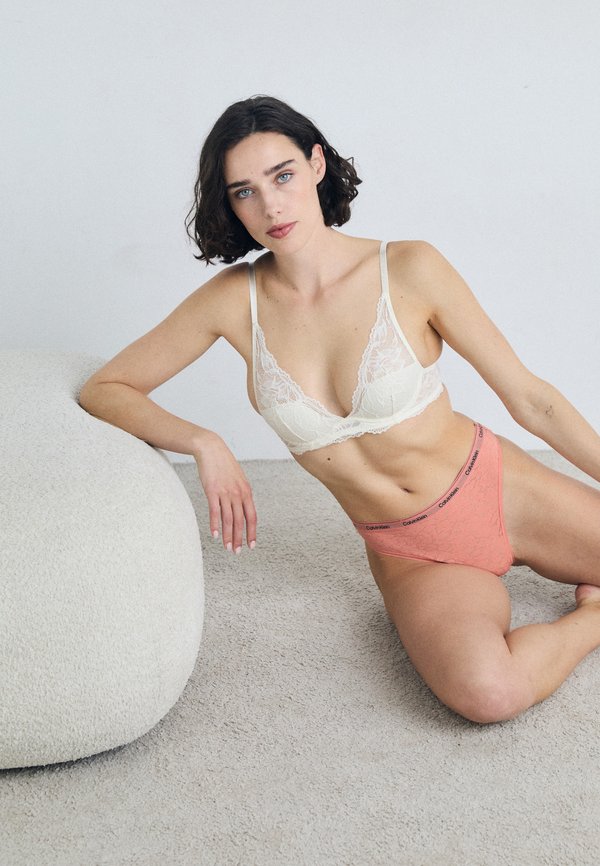 BRAZILIAN ICON  - Briefs - crabapple2