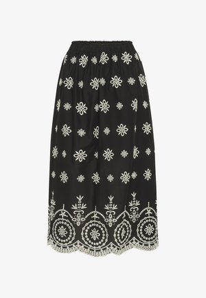 Schwarzer Rock mit weißer floraler Stickerei, mit einem gerafften elastischen Bund und einem gewellten Saum mit detaillierten Mustern und Akzenten.