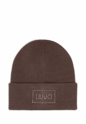 Bonnet marron en maille côtelée avec revers plié et motif rectangulaire en strass épelant "LIU JO" au centre devant.