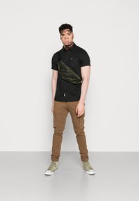 Wrangler Camisa - faded black