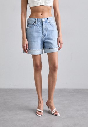 Agolde DAME - Short en jean - tension