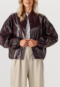 FAUX LEATHER TUCK ジャケット Catwalk Junkie JACKS TUCK IN VARSITY - Faux leather jacket