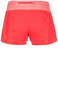 Pantalones cortos deportivos rojos con una cinturilla jaspeada, que cuentan con un bolsillo trasero con cremallera, textura suave y un corte suelto diseñado para el movimiento.