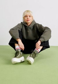 Converse CHUCK TAYLOR ALL STAR LUGGED HEEL PLATFORM WATERPROOF - Zapatillas altas - khaki