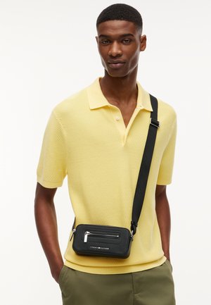 Tommy Hilfiger, MODERN MINI CROSSOVER - Τσάντα χιαστί - black
