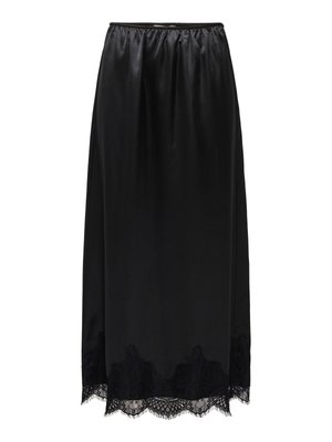 Jupe midi en satin noir avec taille élastique et bordure en dentelle à l'ourlet.