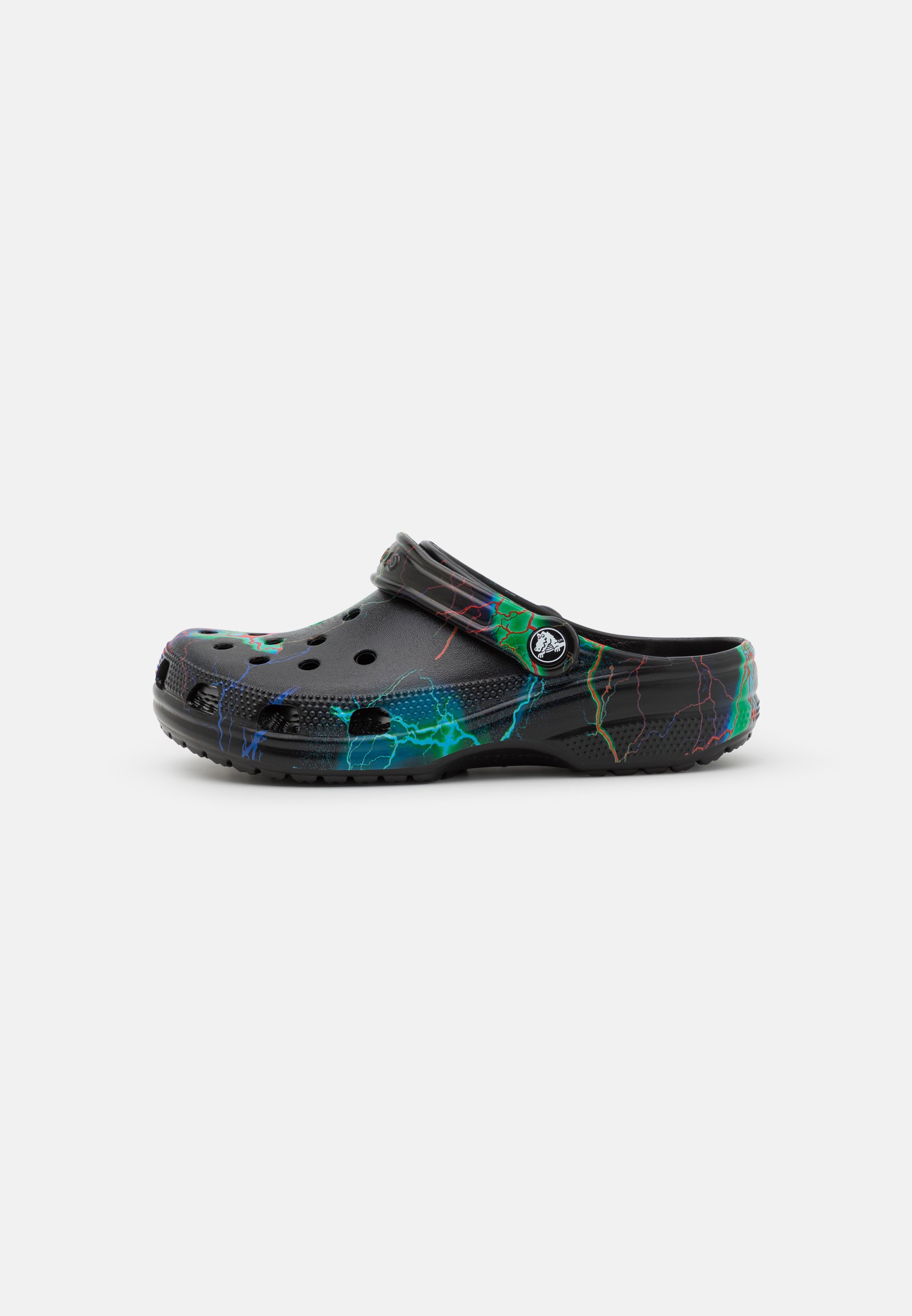 mena crocs