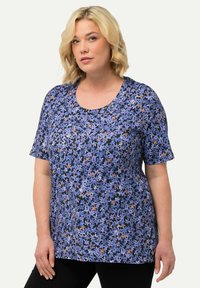 Ulla Popken FABULOUS SHORT SLEEVE - Triko s potiskem - dark sky blue